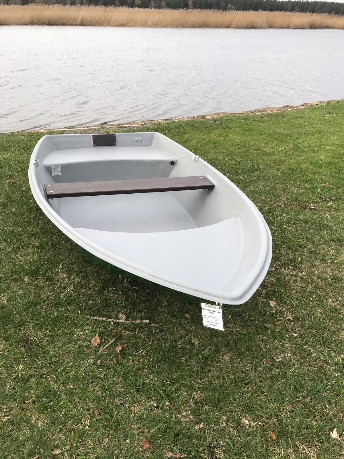 Airu laiva AMBER 300