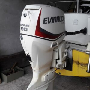 Laivu dzinējs Evinrude 90 lietots