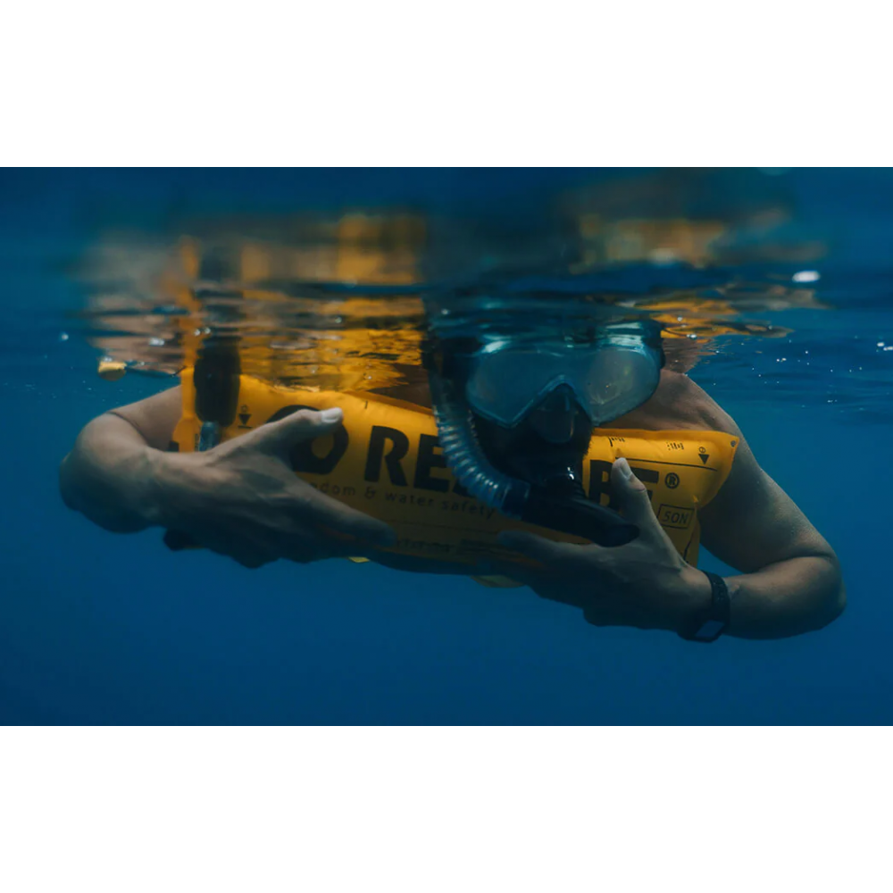 inflatable-buoyancy-aid-restube-beach (5)