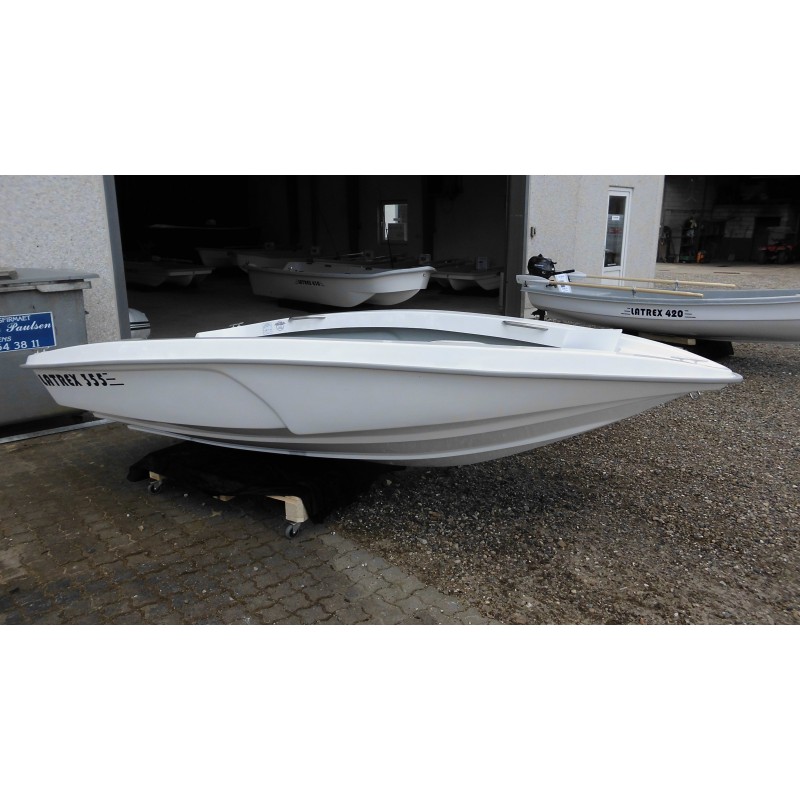 Motorlaiva LATREX 355