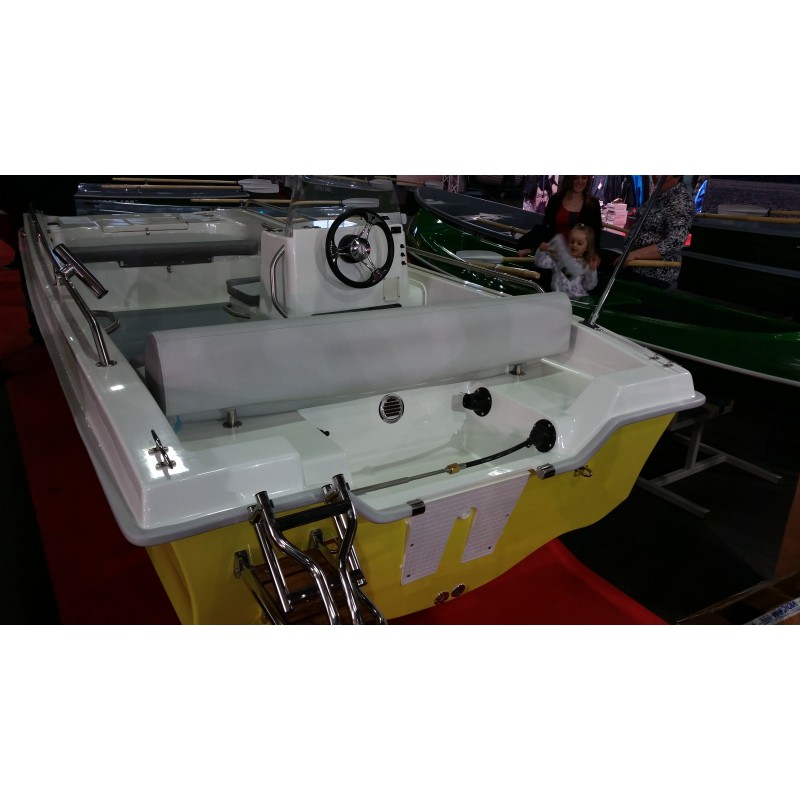 Motorlaiva LATREX 490