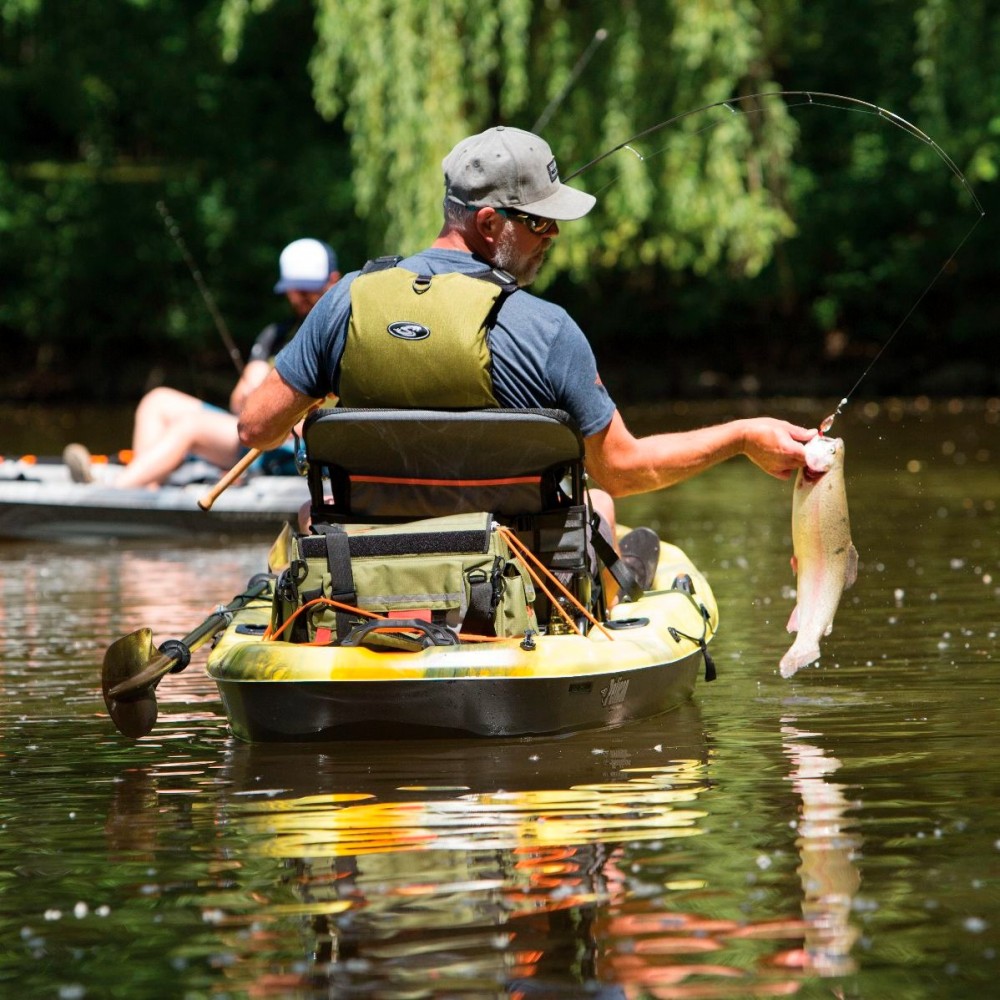 single-fishing-kayak-pelican-sentinel-100xp-angler (3)