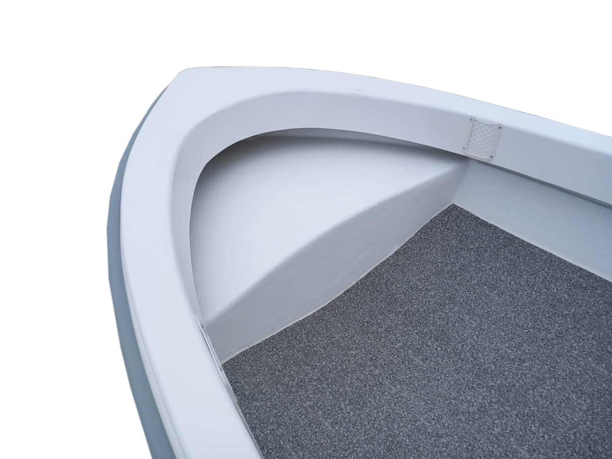 Daļēja dubultkorpusa airu laiva AMBER 365B